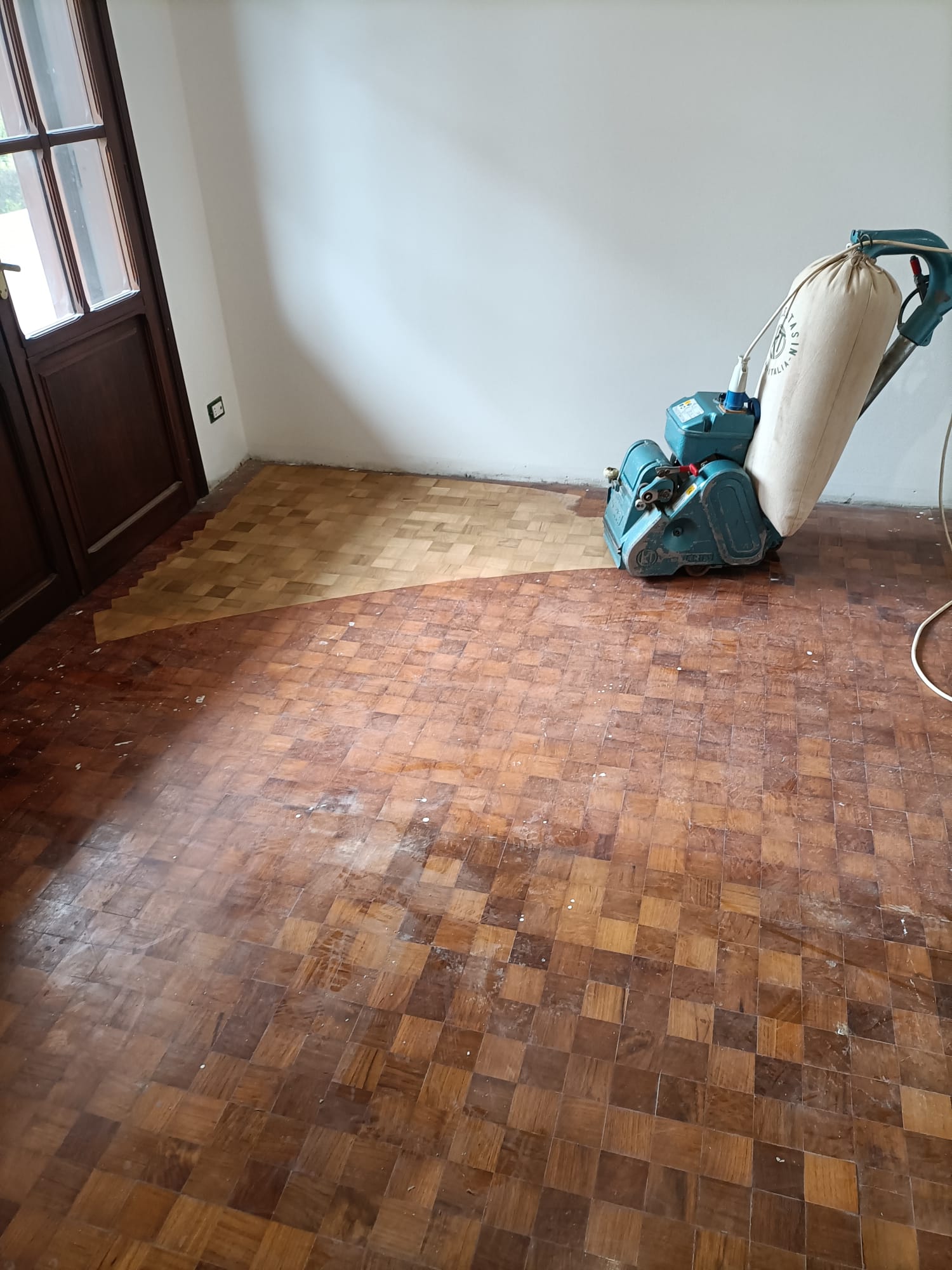 restauro-legno-parquet foto 2